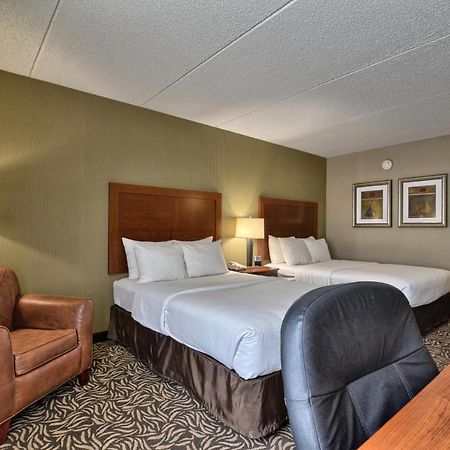 Clarion Inn & Suites - University Area Cortland Dış mekan fotoğraf