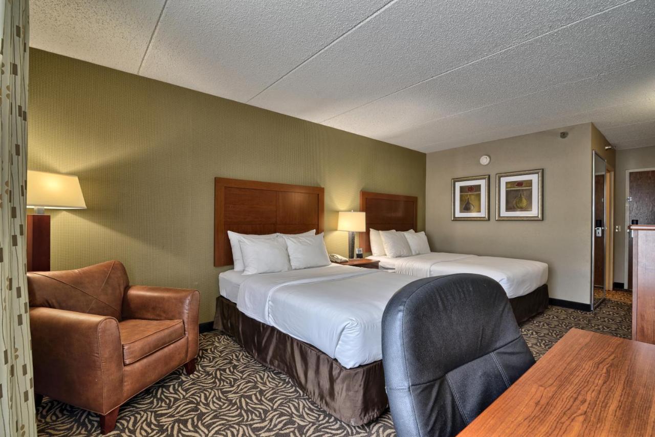 Clarion Inn & Suites - University Area Cortland Dış mekan fotoğraf