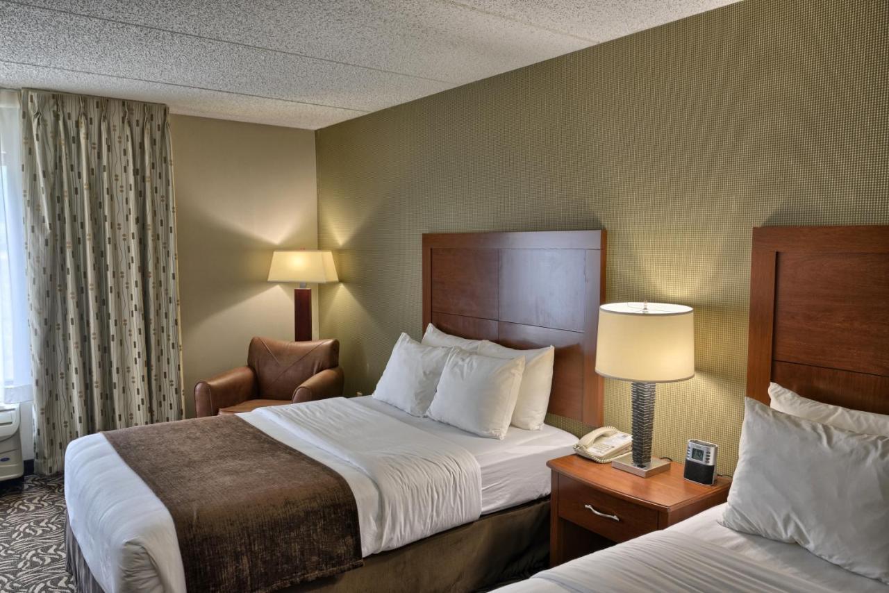 Clarion Inn & Suites - University Area Cortland Dış mekan fotoğraf